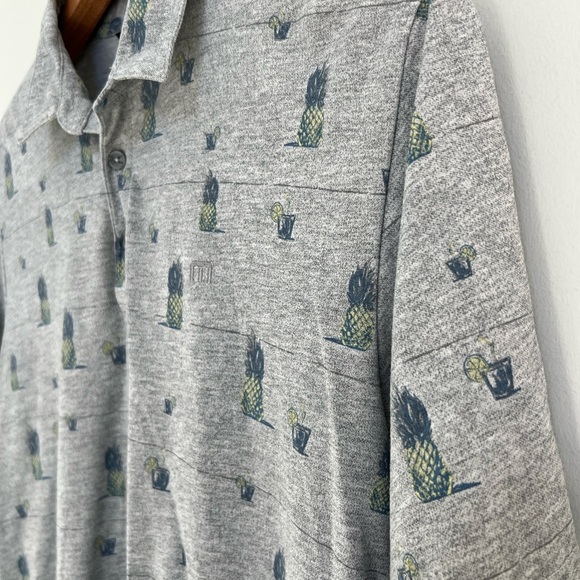 Travis Mathew Men’s Golf Polo Shirt Pineapple Cocktail All Over Print - Picture 2 of 6